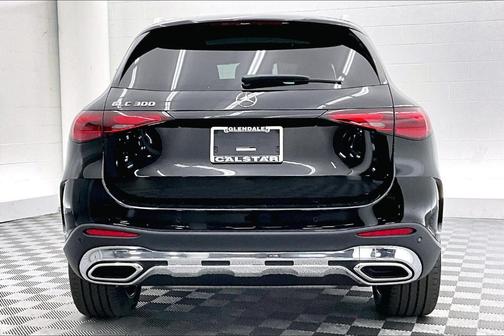 2026 Mercedes-Benz GLC 300 Base