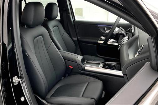 2025 Mercedes-Benz GLA 250 Base