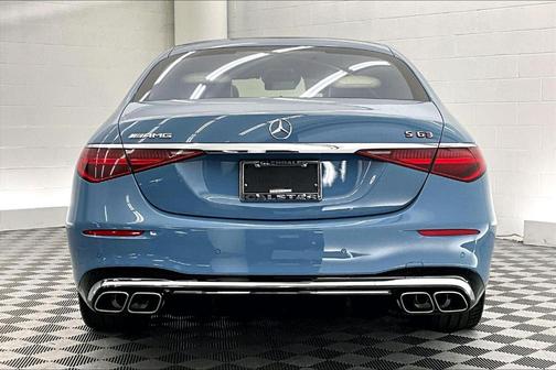 2025 Mercedes-Benz AMG S 63 E Base
