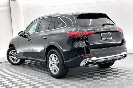 2025 Mercedes-Benz GLC 300 Base