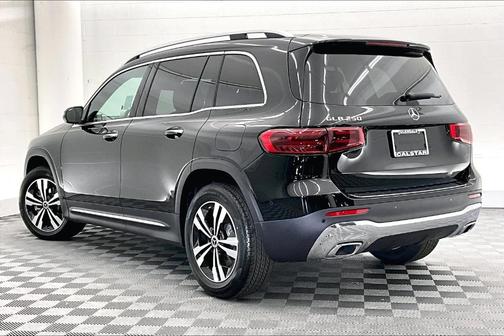 2025 Mercedes-Benz GLB 250 Base