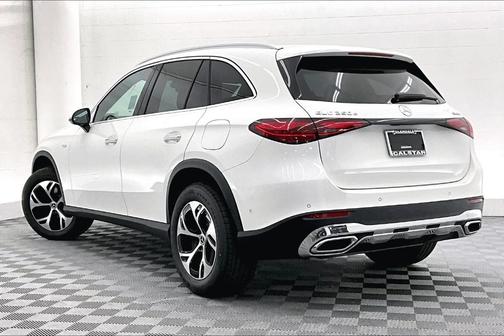2025 Mercedes-Benz GLC 350e Base 4MATIC