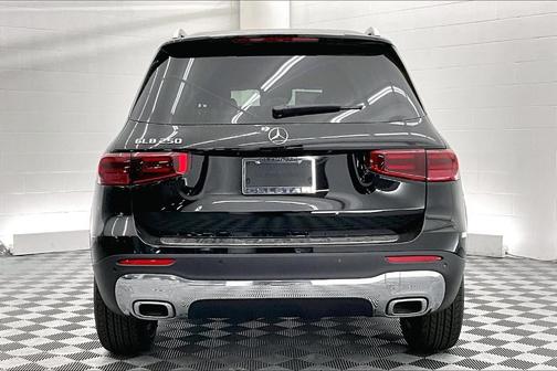 2025 Mercedes-Benz GLB 250 Base