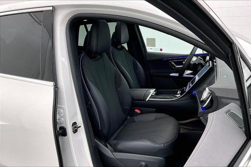 Polar White 2026 Mercedes-Benz EQE 320 Base 4MATIC