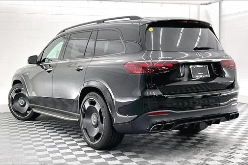 2026 Mercedes-Benz AMG GLS 63 4MATIC