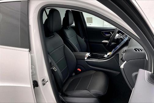 2025 Mercedes-Benz GLC 350e Base 4MATIC