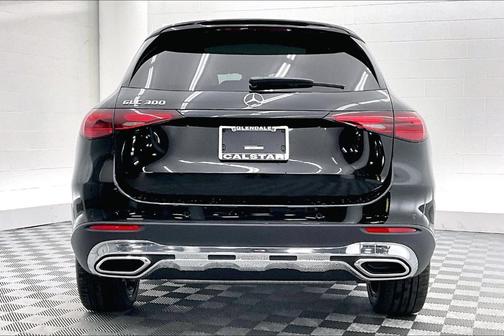 2026 Mercedes-Benz GLC 300 Base