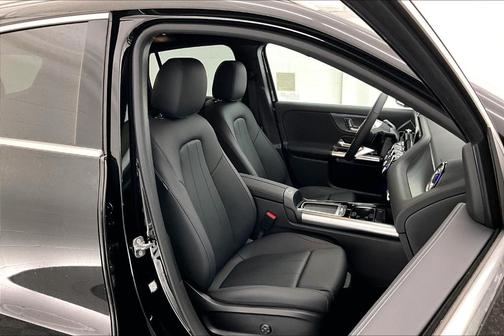 2025 Mercedes-Benz GLA 250 Base