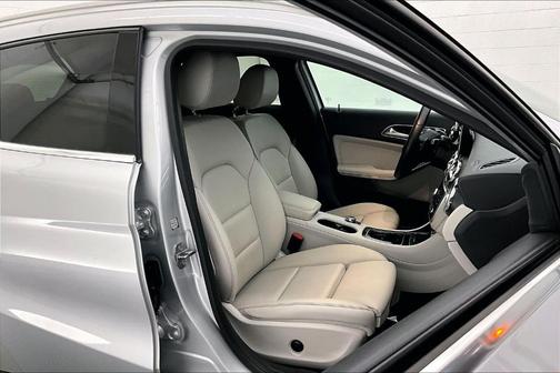 2020 Mercedes-Benz GLA 250 Base