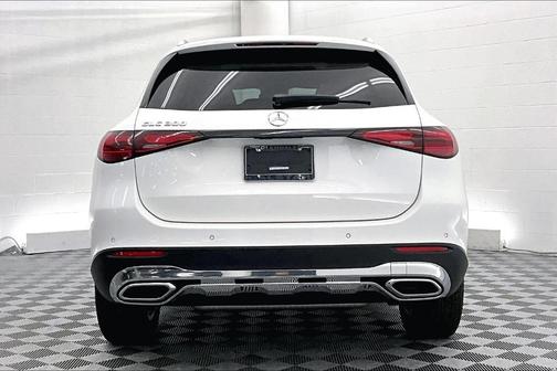 2025 Mercedes-Benz GLC 300 Base