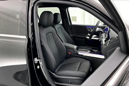 2025 Mercedes-Benz GLB 250 Base