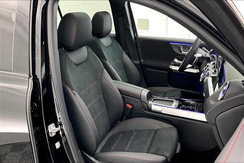 2025 Mercedes-Benz GLB 250 Base