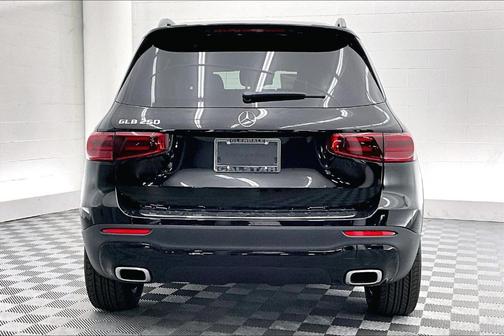 2026 Mercedes-Benz GLB 250 Base