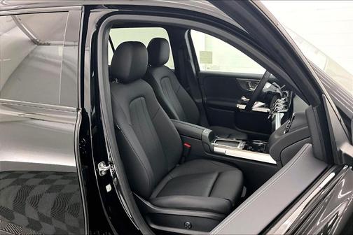 2026 Mercedes-Benz GLB 250 Base