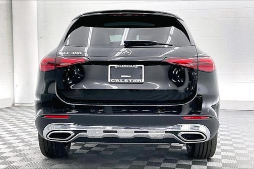 2026 Mercedes-Benz GLC 300 Base