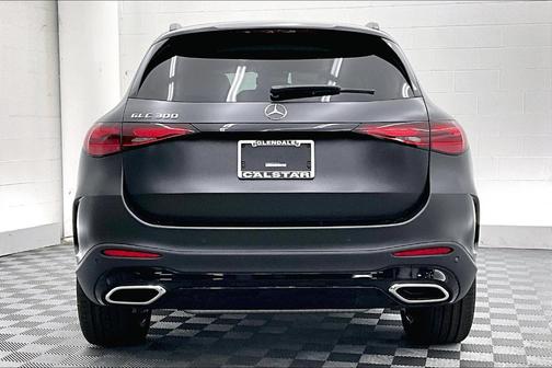 2026 Mercedes-Benz GLC 300 Base