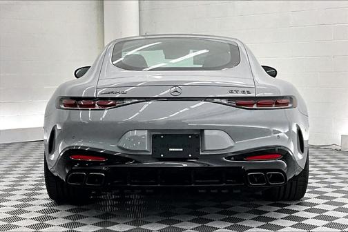 2025 Mercedes-Benz AMG GT 63 Base