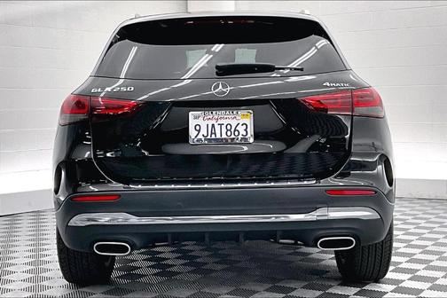 2023 Mercedes-Benz GLA 250 Base 4MATIC