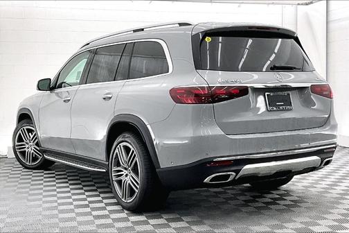 Alpine Gray 2026 Mercedes-Benz GLS 450 4MATIC
