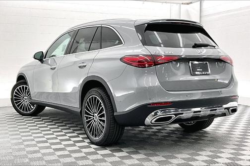 2026 Mercedes-Benz GLC 300 Base