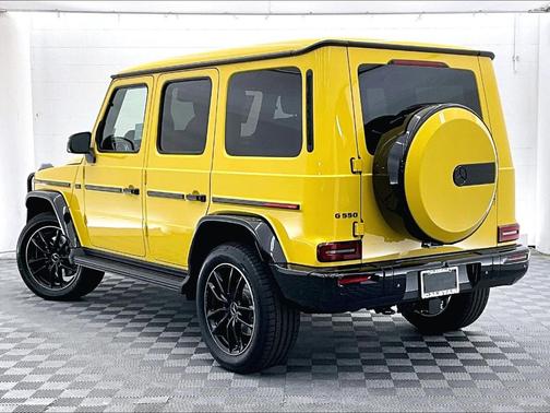 Sun Yellow 2026 Mercedes-Benz G-Class Base