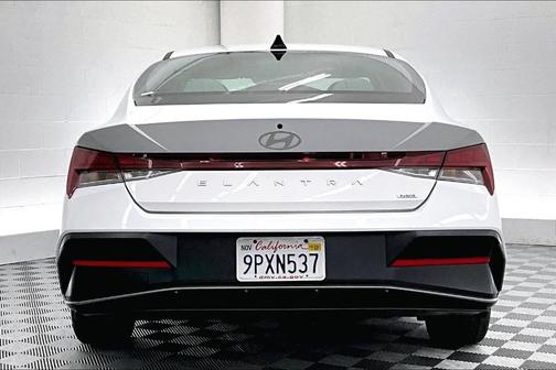2025 Hyundai ELANTRA HEV Limited