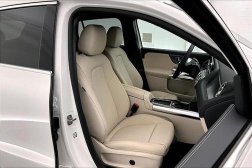 2025 Mercedes-Benz GLA 250 Base