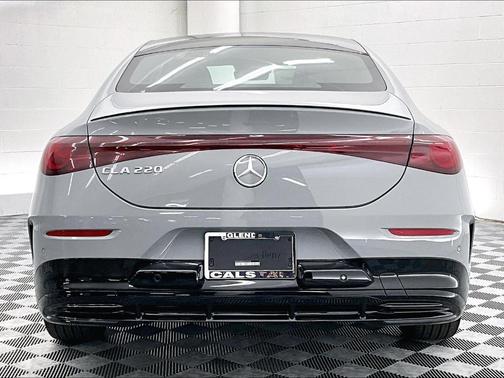 Alpine Gray 2027 Mercedes-Benz CLA 220 Hybrid CLA 220