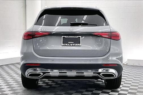 2026 Mercedes-Benz GLC 300 Base