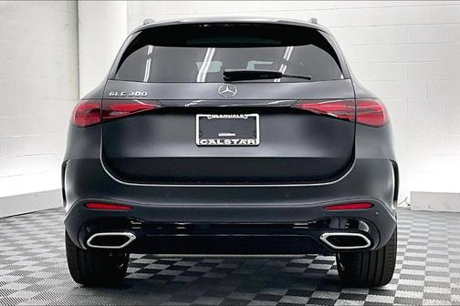 2026 Mercedes-Benz GLC 300 Base