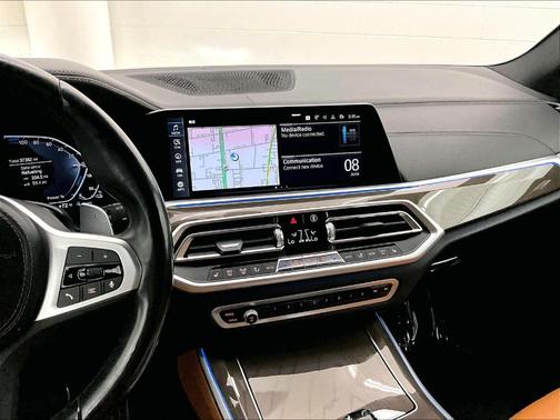 Black Sapphire 2022 BMW X5 PHEV xDrive45e