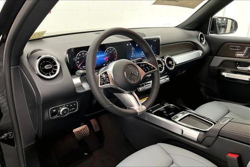 2026 Mercedes-Benz GLB 250 Base