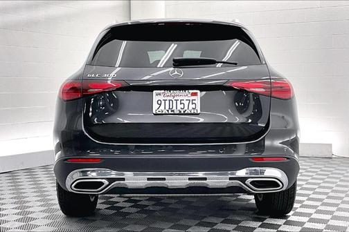 2025 Mercedes-Benz GLC 300 Base