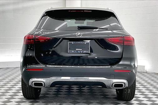 2025 Mercedes-Benz GLA 250 Base