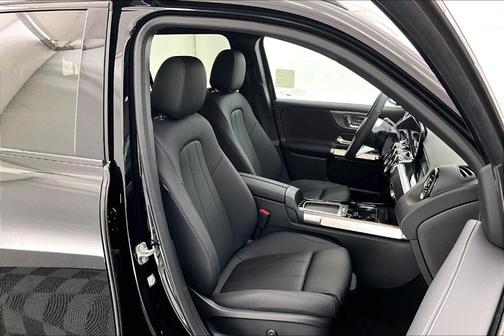 2026 Mercedes-Benz GLB 250 Base