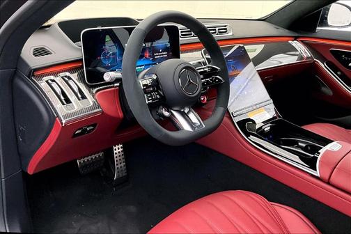 2025 Mercedes-Benz AMG S 63 E Base