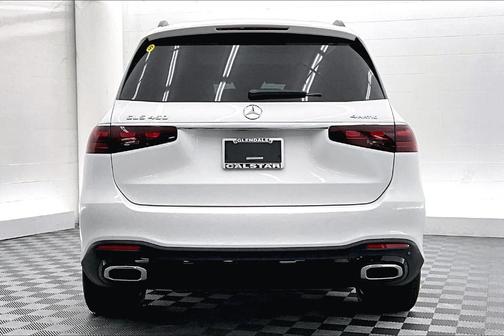 2026 Mercedes-Benz GLS 450 4MATIC
