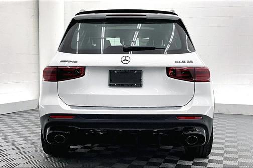 2026 Mercedes-Benz AMG GLB 35 Base