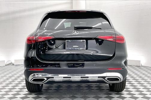 2025 Mercedes-Benz GLC 300 Base