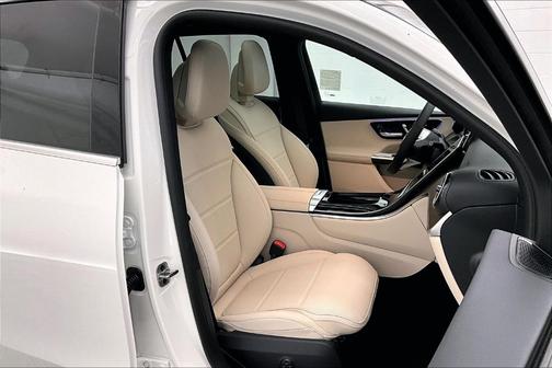 Polar White 2026 Mercedes-Benz GLC 300 Base