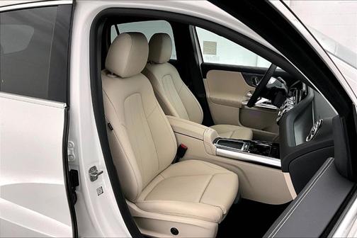2025 Mercedes-Benz GLA 250 Base