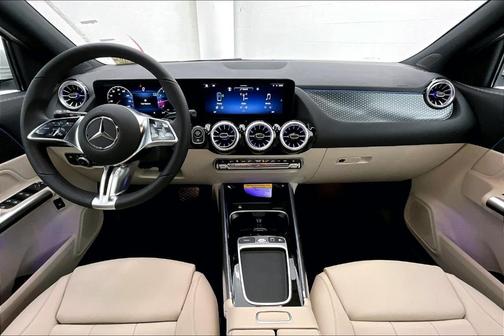 2025 Mercedes-Benz GLA 250 Base