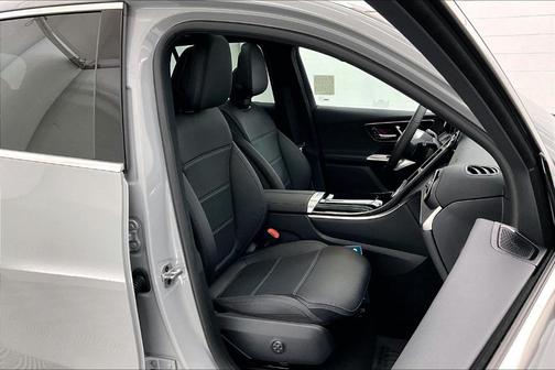 2026 Mercedes-Benz GLC 300 Base