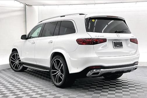 2025 Mercedes-Benz GLS 450 4MATIC