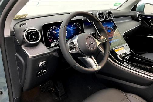 2025 Mercedes-Benz GLC 350e Base 4MATIC