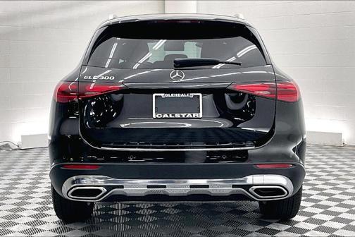 Black 2023 Mercedes-Benz GLC 300 Base