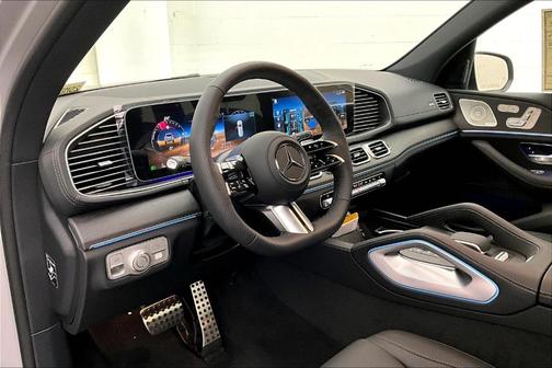 2025 Mercedes-Benz GLS 450 4MATIC