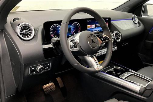 2025 Mercedes-Benz GLA 250 Base