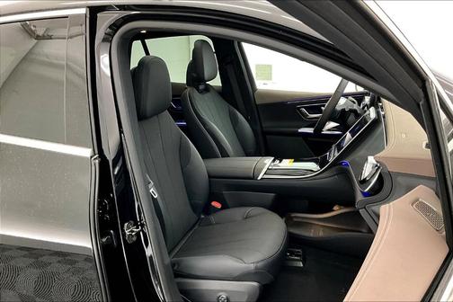 2026 Mercedes-Benz EQE 320 Base 4MATIC