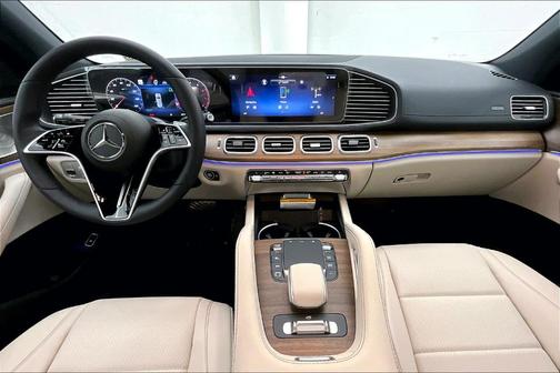 2025 Mercedes-Benz GLS 450 4MATIC